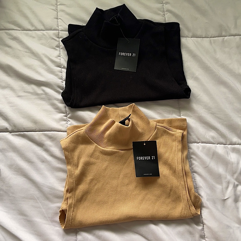 BUNDLE. Two tops.